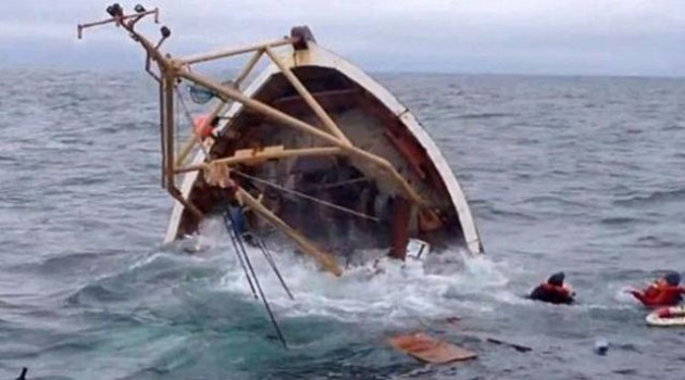 KMP Dharma Kartika Karam di Perairan Bone